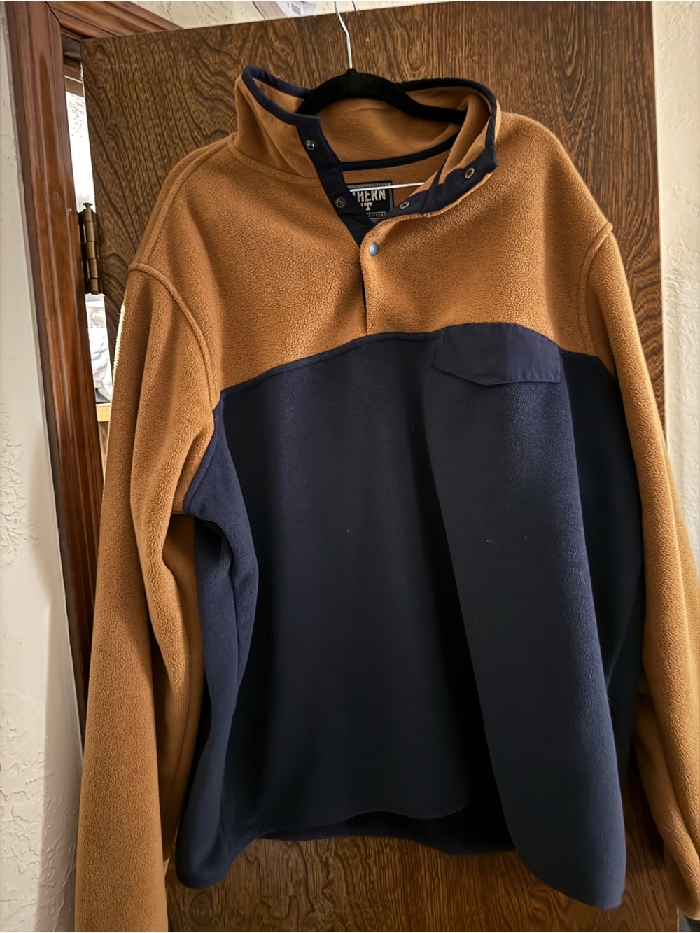 Unknown Brand Two-Tone Navy and Camel Lightweight Pullover Shirt Jacket